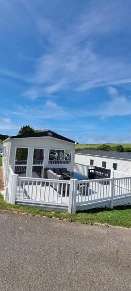 PV70 newquay bay resort